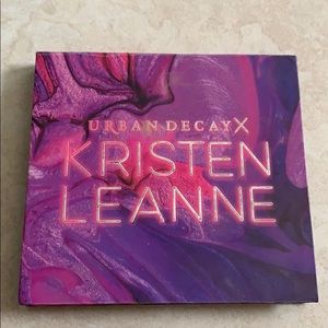 Urban decay Kaleidoscope Dream eye shadow pallet